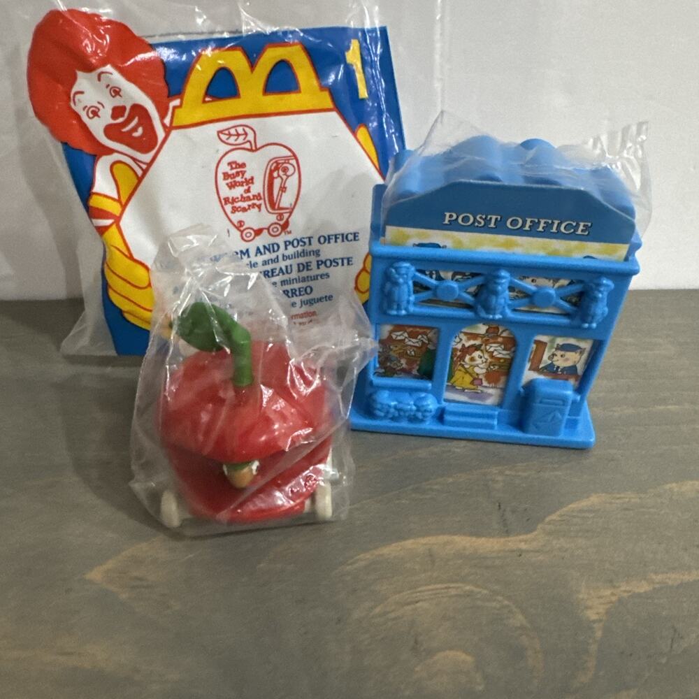 1995 MCDONALD'S HAPPY MEAL #1 LOWLY WORM AND POST OFFICE